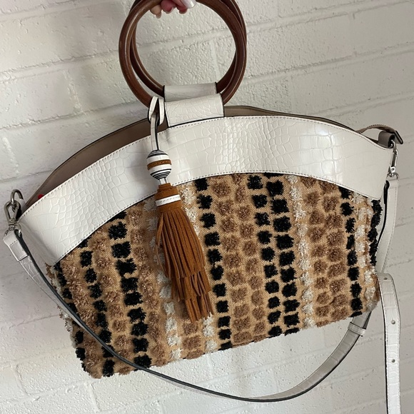 Sam Edelman Darcy Bag. Large carpet purse with bamboo handles & leather tassel - Picture 8 of 8
